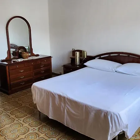 Mastro - With Air Conditioning アパート *