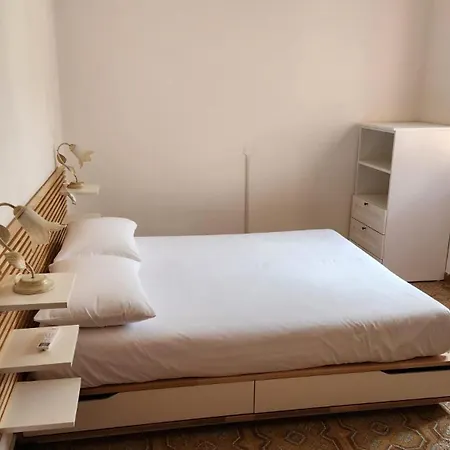 Mastro - With Air Conditioning アパート スルモナ